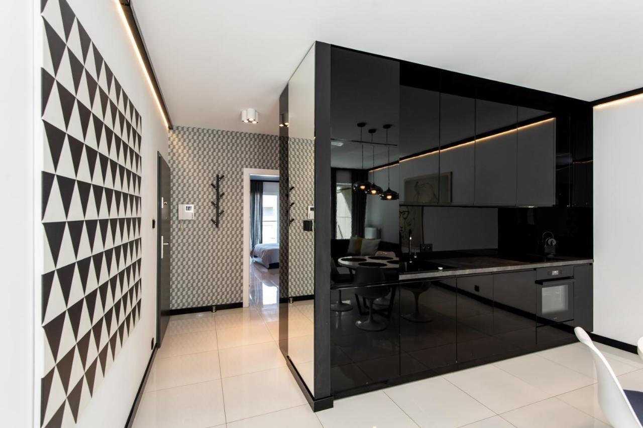 Super-Apartamenty Presidential Suite Познань Экстерьер фото
