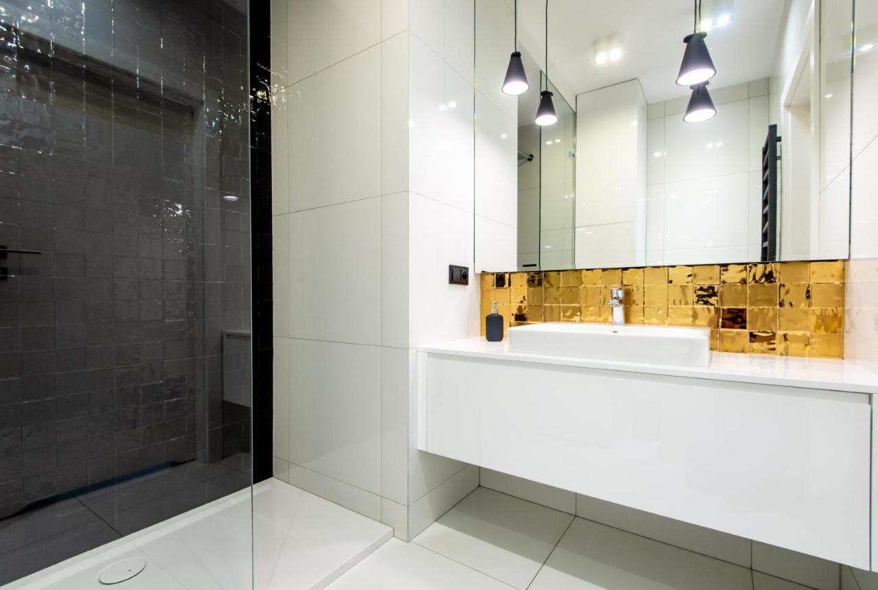 Super-Apartamenty Presidential Suite Познань Экстерьер фото