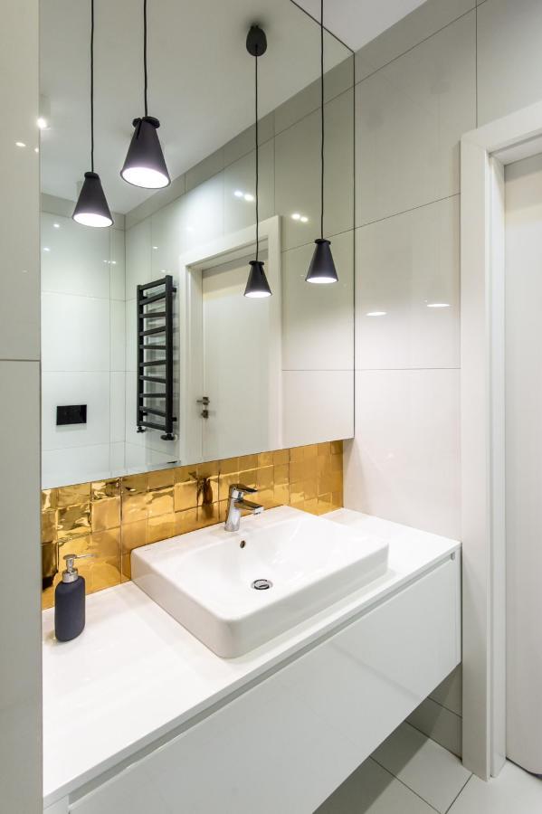 Super-Apartamenty Presidential Suite Познань Экстерьер фото