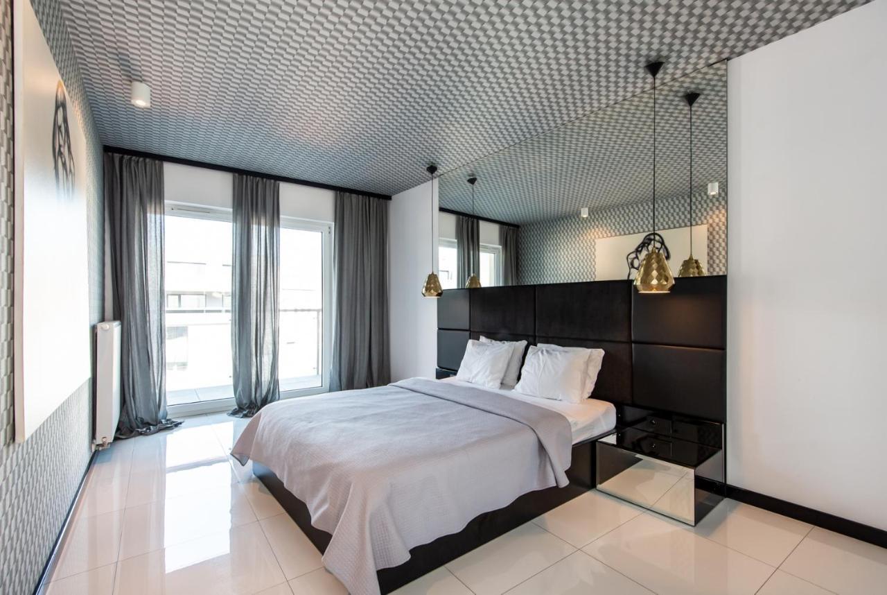 Super-Apartamenty Presidential Suite Познань Экстерьер фото